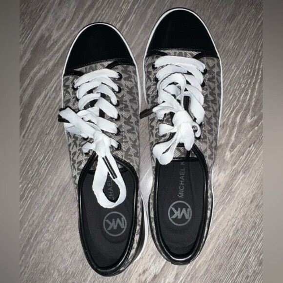 Michael Kors MK City Sneaker MONOGRAM Graphite Black Grey Lace Up Shoe size 8 - Picture 7 of 9